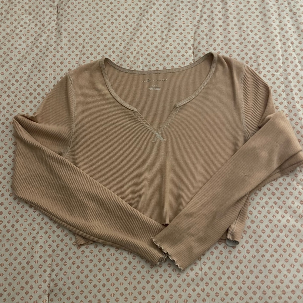 American Eagle Cropped Lettuce Hem Thermal